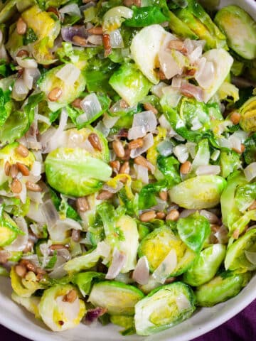 A-SUPER-COMFORTING-AND-HEALTHY-BRUSSELS-SPROUTS-SIDE-DISH