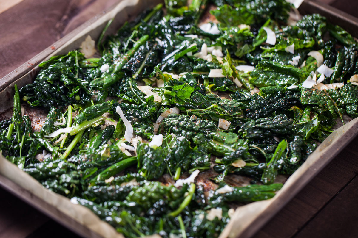 The-Perfect-Coconut-and-Kale-Chips-for-Movie-Nights