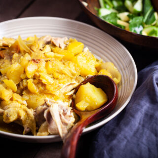 Slow Cooker Sweet Shallots Chicken and Potatoes