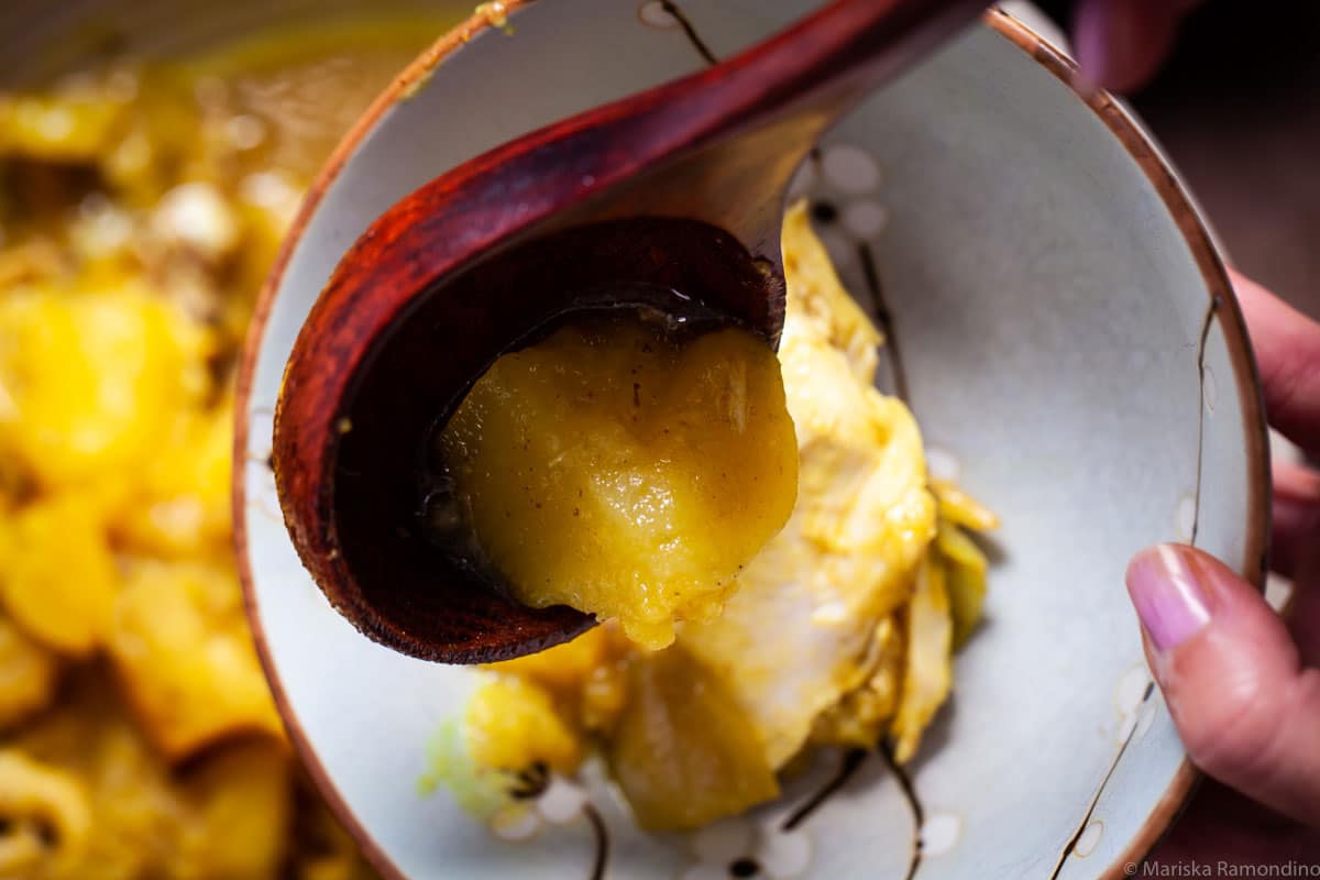 Slow Cooker Sweet Shallots Chicken and Potatoes