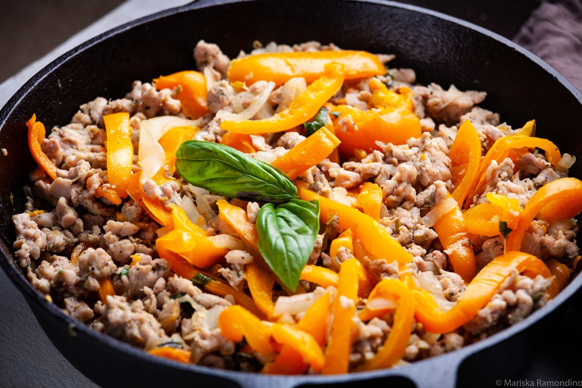 ITALIAN CHICKEN SAUSAGE AND VEGETABLE SKILLET