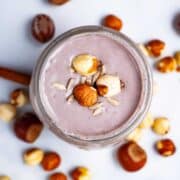 Nut smoothie with hazelnuts.
