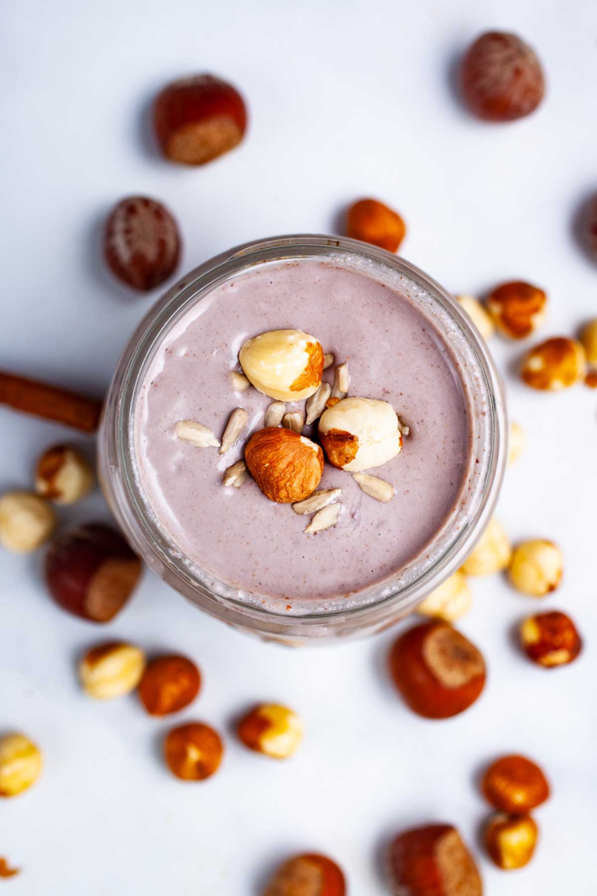 Nut smoothie with hazelnuts.