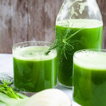 Fennel juice served in glasses.