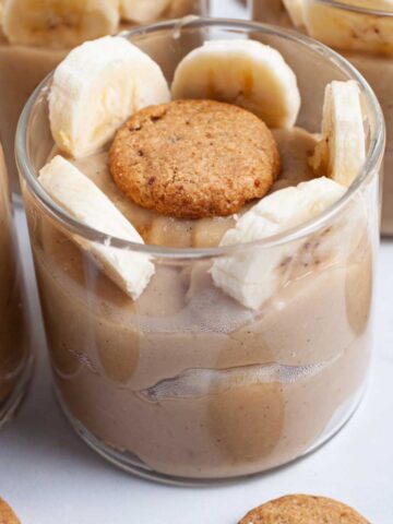 Cups of creamy Paleo banana pudding.